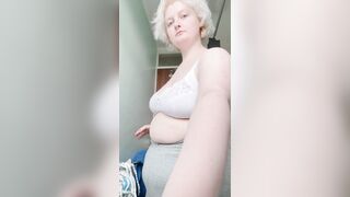 Fat BBW Breathlessly Trying on Swimwear
